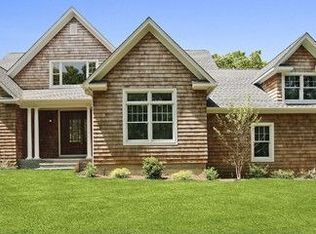 158 W Neck Rd, Southampton, NY 11968
