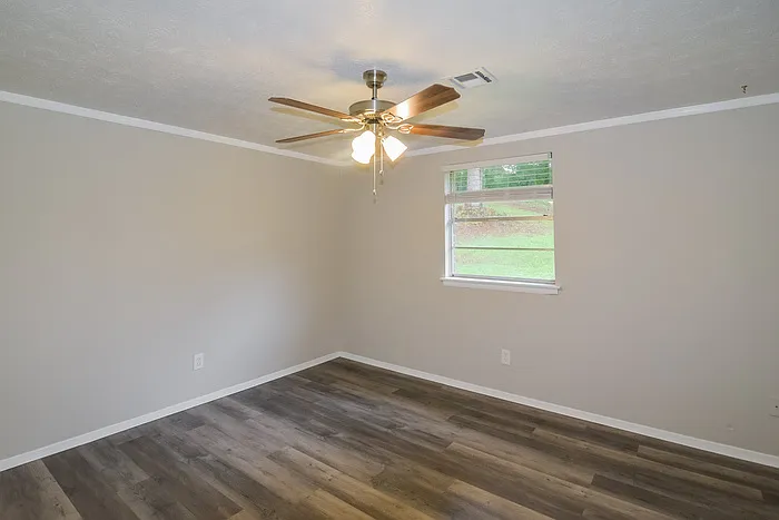 126 Magnolia Dr — Photo 8