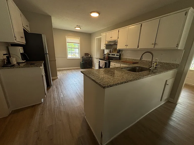 796 Lee Road 412 — Photo 16