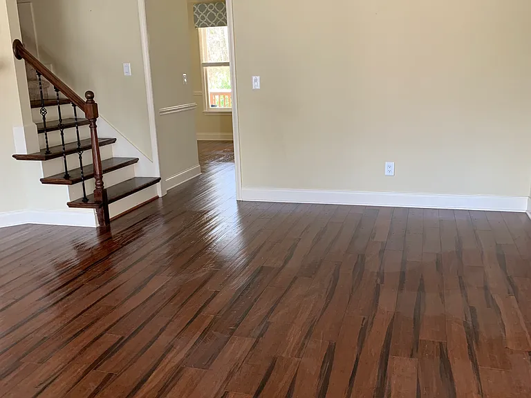 710 Powell Dr — Photo 23