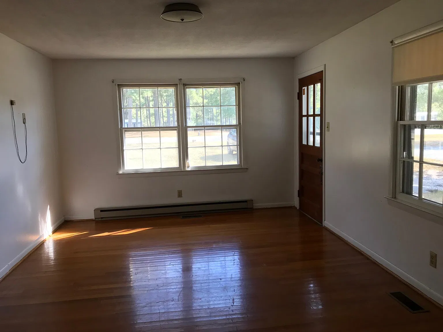 410 W Hillsboro St — Photo 3