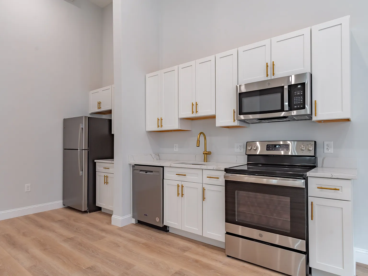 1 bed, 750 sqft, $2,350 — Photo 4