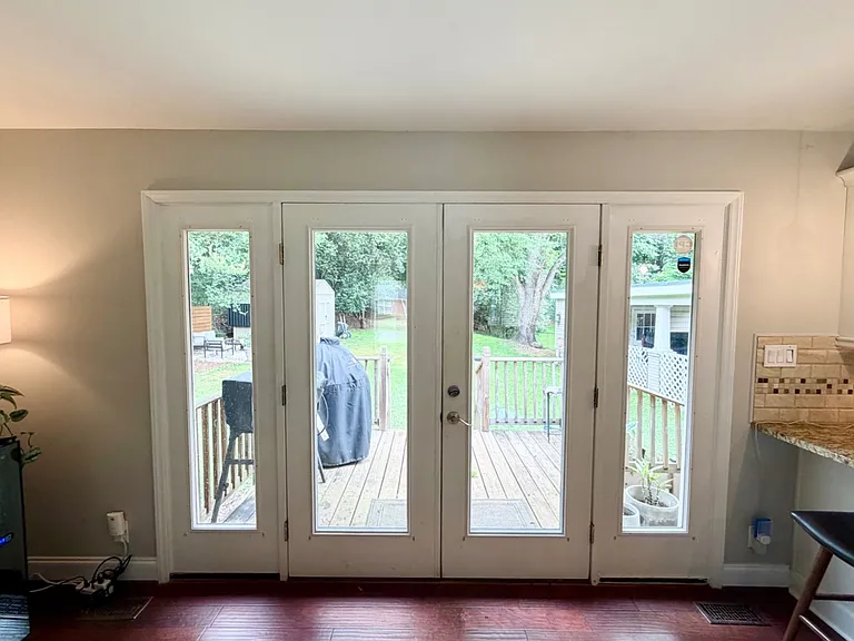 1721 Edgewater Dr — Photo 13