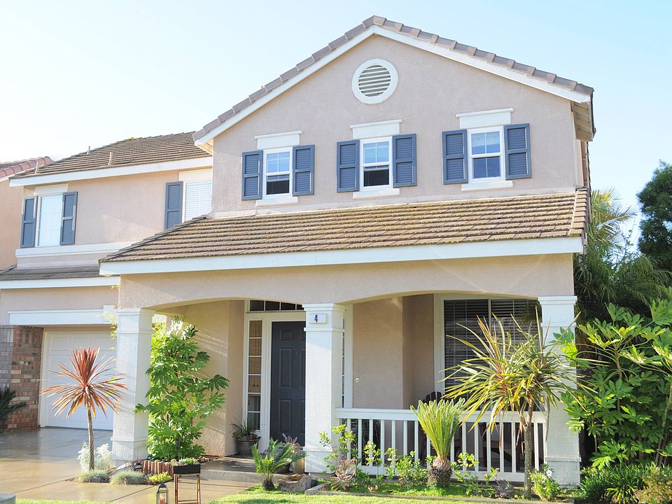 1st image of 4 Sierra Cir