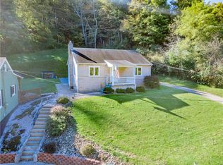 621 S Gosser Hill Rd, Leechburg, PA 15656