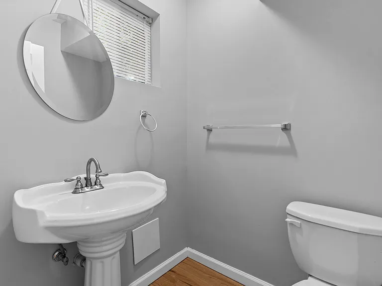 513 S Chester St — Photo 8