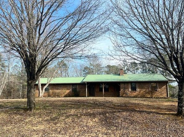 1010 County Road 214, Blue Springs, MS 38828