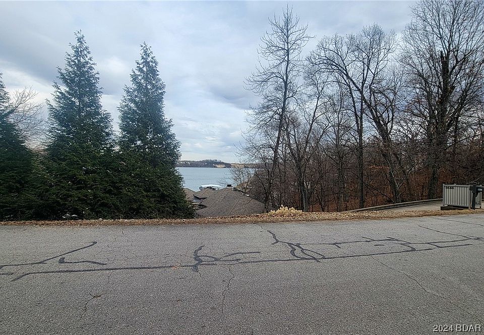 1st image of 491 Grand View Dr