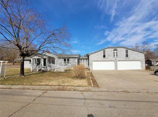 308 Robinson Blvd, Fredericktown, MO