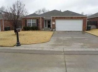 109 Bradford Pl, Midwest City, OK 73130