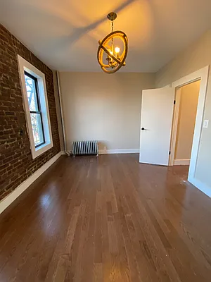 Rented by NYC LUXURY APT RENTALS CO LLC | media 5