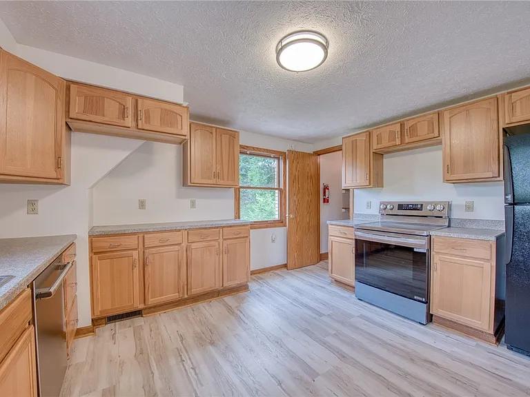 4465 Mount Troy Road Ext #2 — Photo 27