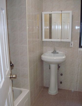 4th image of 57 Leroy St APT 5