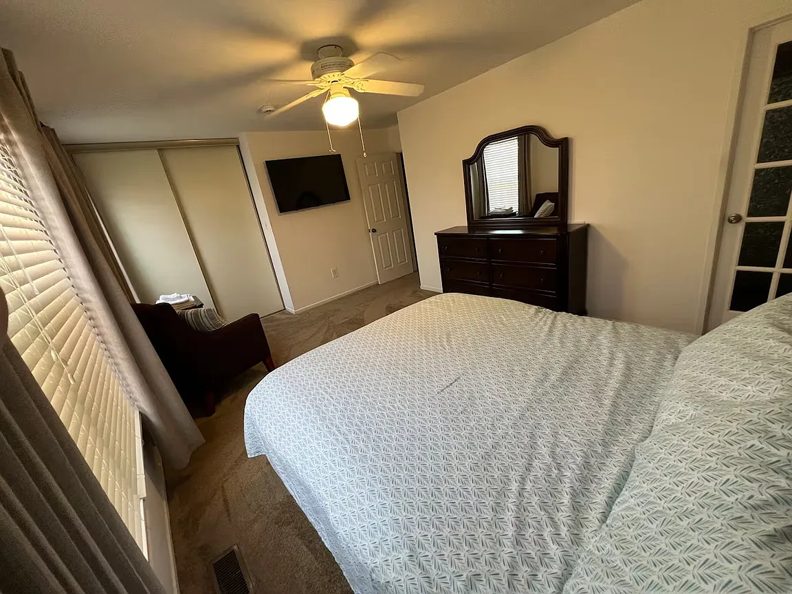 Starboard Ct, Gaithersburg — Photo 3