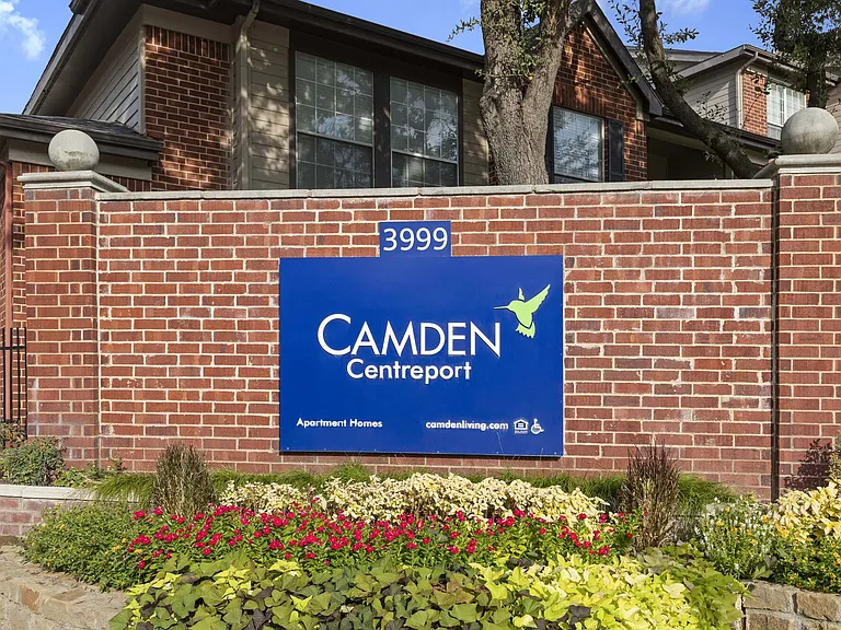 Camden Centreport — Photo 39