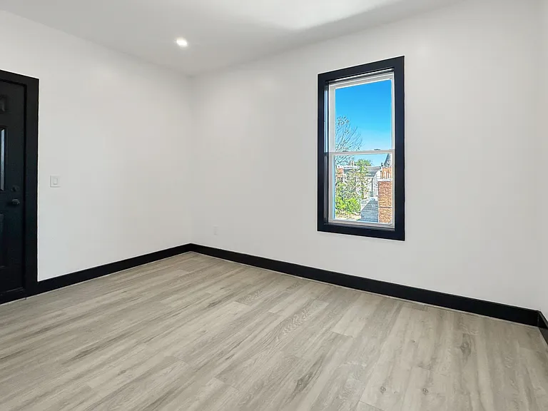 2325 Reisterstown Rd #B — Photo 12
