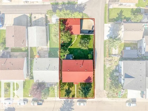 3432 60th St NW, Edmonton, AB T6L 1E2