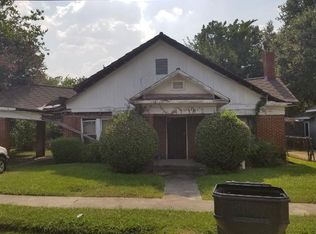 2717 Davis St, Houston, TX 77026