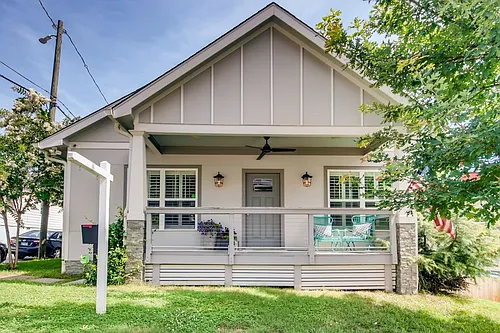 492 Rankin St NE Photo 1