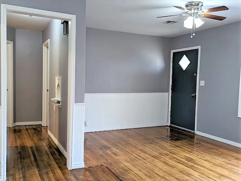 2113 Churchill Way — Photo 9