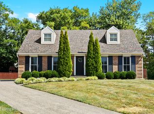 6811 Eastgate Ct, Windy Hills, KY 40207