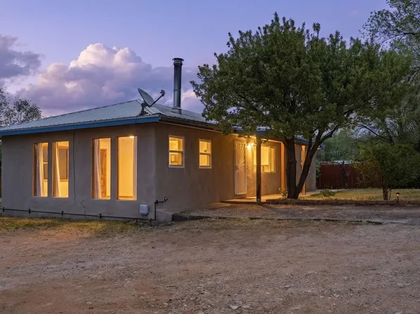 227 Herdner Road, Taos, NM 87571