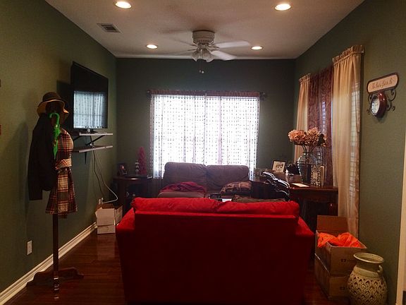 3rd image of 116 Walton Ave
