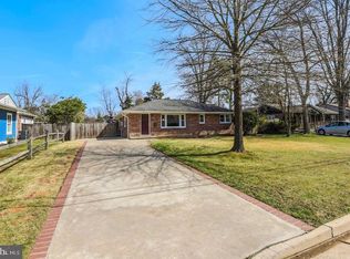 7925 Jackson Rd, Alexandria, VA 22308