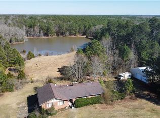 4021 McCormick Hwy, Bradley, SC 29819
