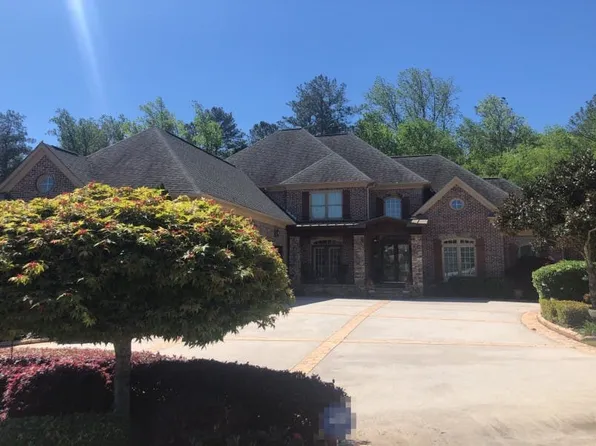 5015 Guilford Forest Dr SW, Atlanta, GA 30331