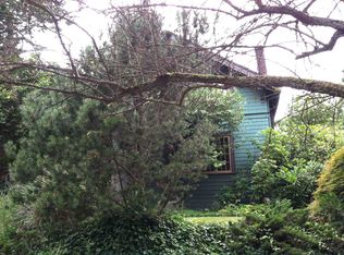5527 17th Ave NE, Seattle, WA 98105