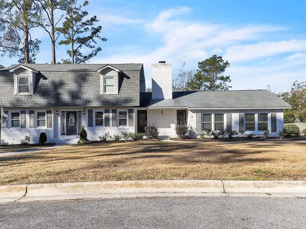 1113 Clover Hill Rd, Valdosta, GA 31602