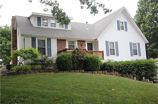 Gorgeous-Well Maintained!