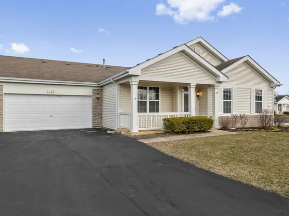 16437 Crescent Lake Dr, Crest Hill, IL 60403