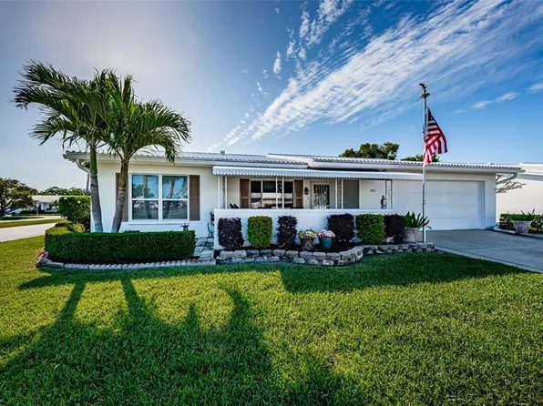 9175 42nd St N, Pinellas Park, FL 33782