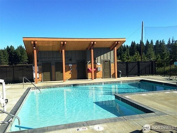 3rd image of 3670 Suncadia Trail
