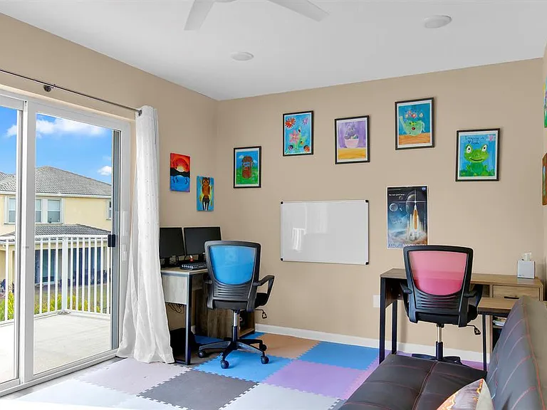 9022 Dupont Pl — Photo 16