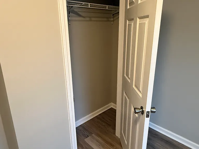 207 Earlene Ct — Photo 9