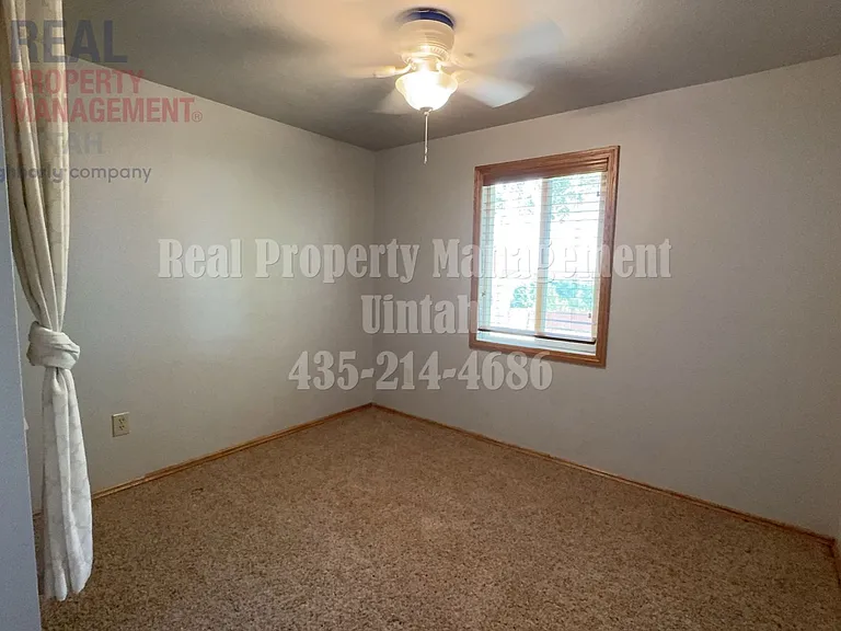 456 S 3130 W — Photo 7