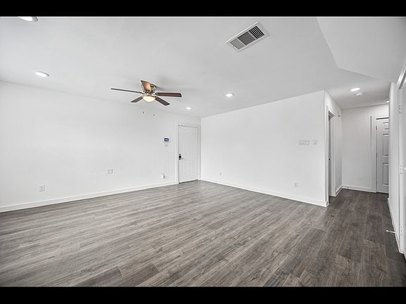 2nd image of 8222 Bigwood St #2
