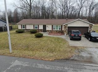 2527 Chandler Dr, Fort Wayne, IN