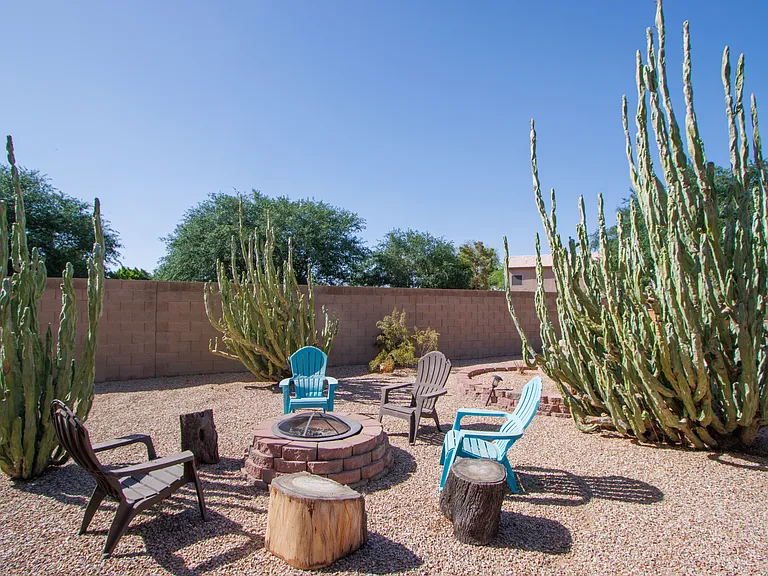 363 W Baylor Ln — Photo 23