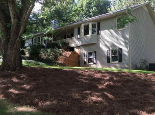 3731 River North Dr, Gainesville, GA