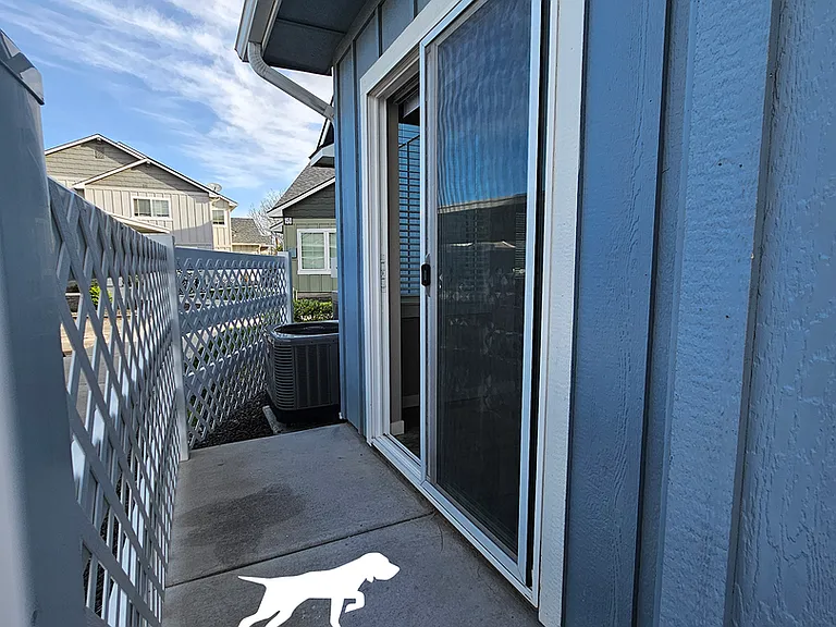 181 S Roaming Ln — Photo 4