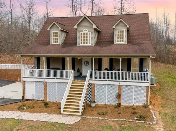 225 Seawall Trl, Advance, NC 27006