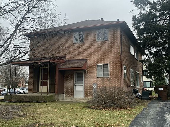 2nd image of 275 Dogwood St