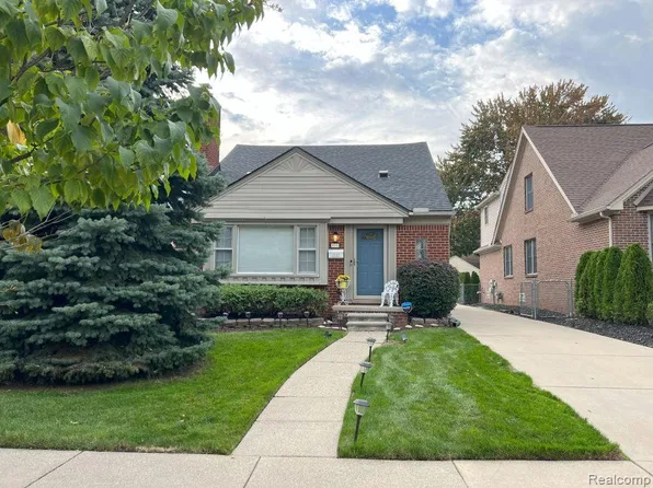 933 N Elizabeth St, Dearborn, MI 48128