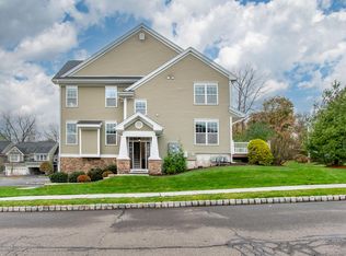 16 Bristol Ter, Danbury, CT 06810