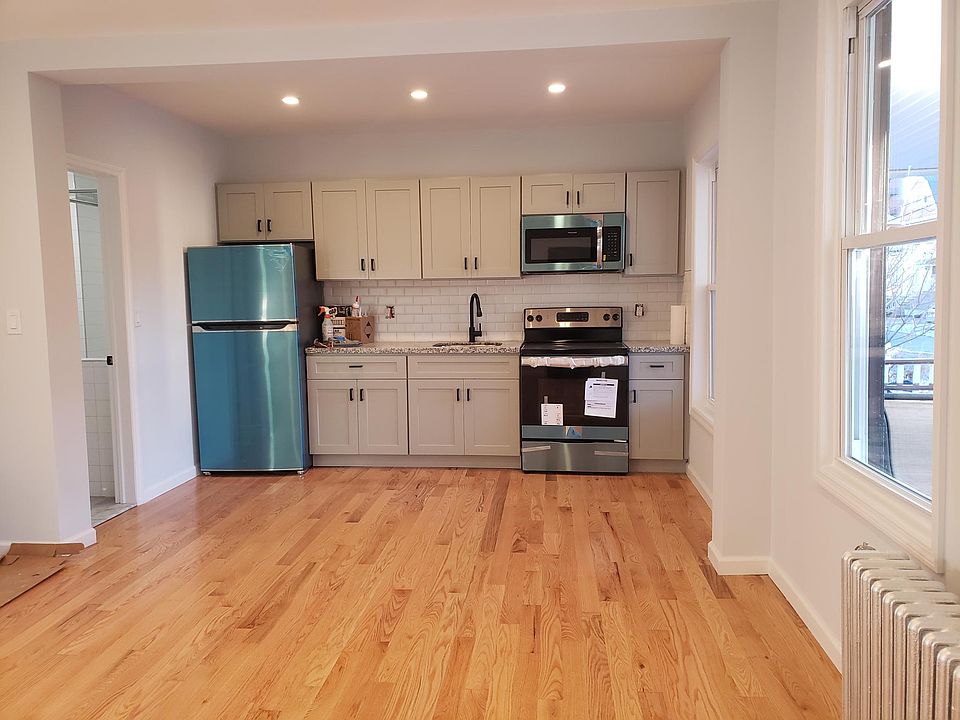 Newly Renovated Studio