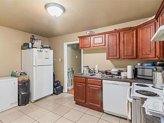 4th image of 5313 Wickfield Dr